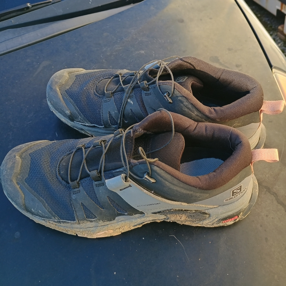 Salomon contagroo active shoes used condition sz 8.5